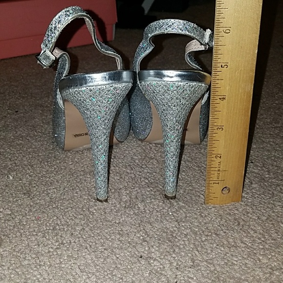 Sparkly heels - Picture 4 of 4